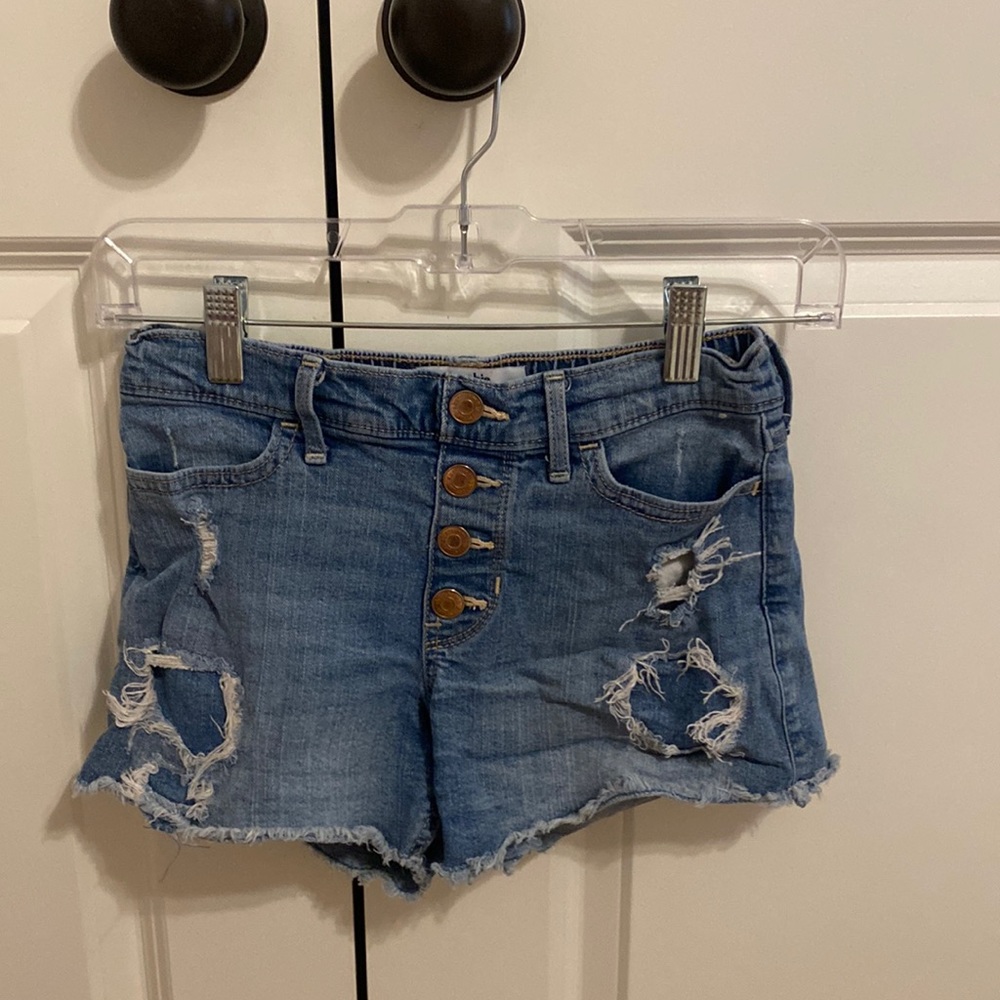 Distressed girls shorts